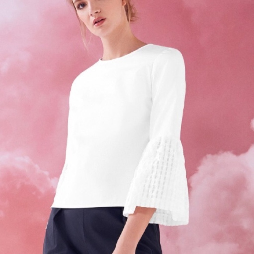 NWT Ted Baker London Galilee Bell Sleeved Top